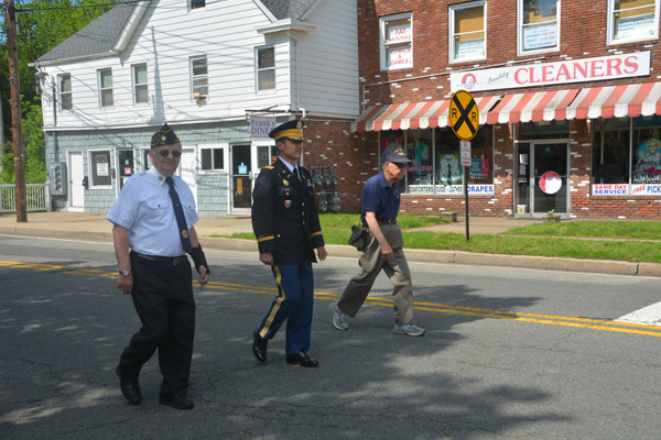 MEMORIAL PARADE-05-#150CD0D