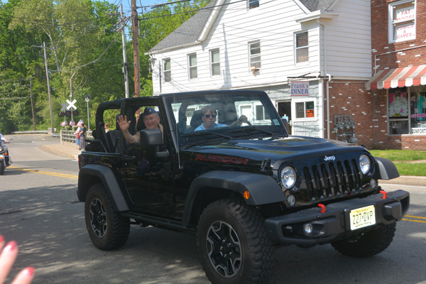 MEMORIAL PARADE-05-#150CD0F