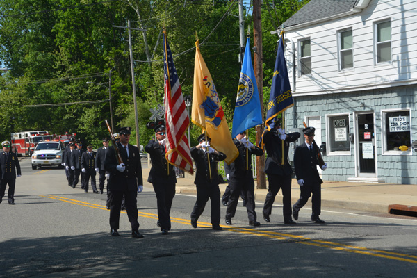 MEMORIAL PARADE-05-#150CD22