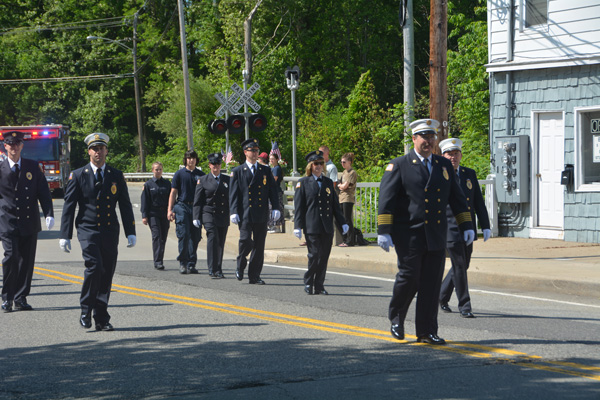 MEMORIAL PARADE-05-#150CD2C