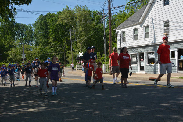 MEMORIAL PARADE-05-#150CD54