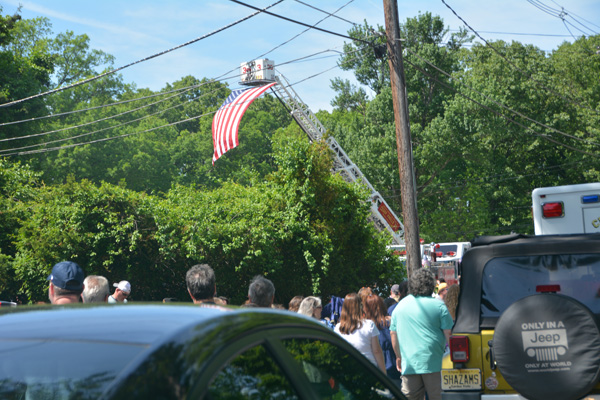 MEMORIAL PARADE-05-#150CD5C