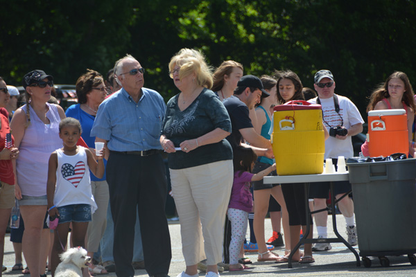 MEMORIAL PARADE-05-#150CD6C