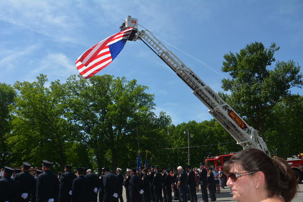 MEMORIAL PARADE-05-#150CD6E